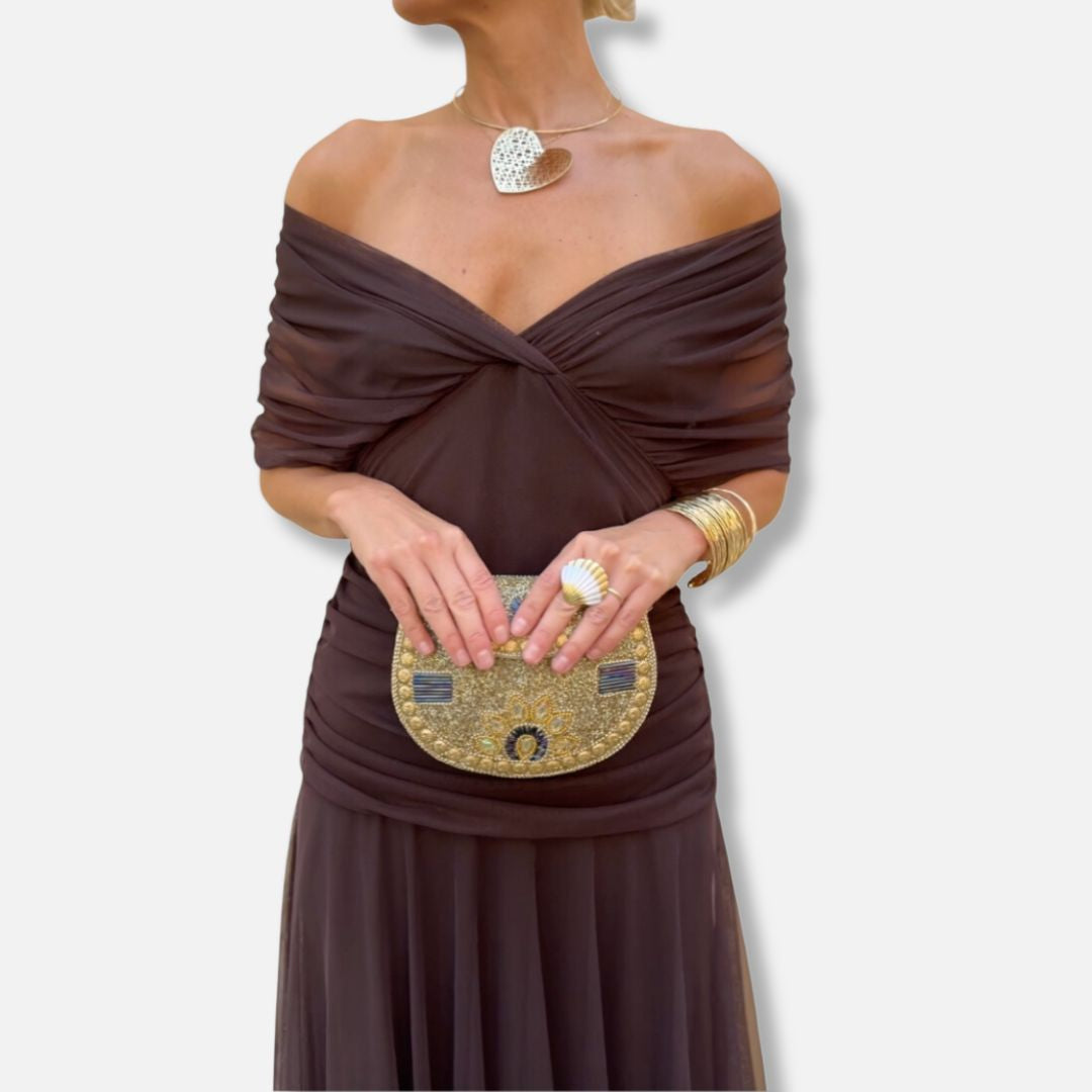 Luna | Elegant Dress With V-Neckline