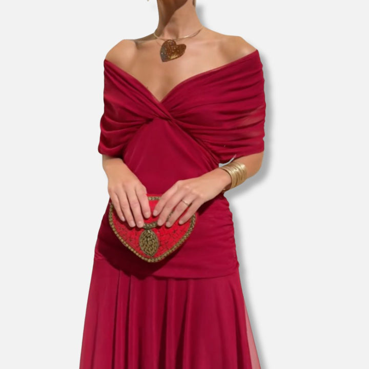 Luna | Elegant Dress With V-Neckline