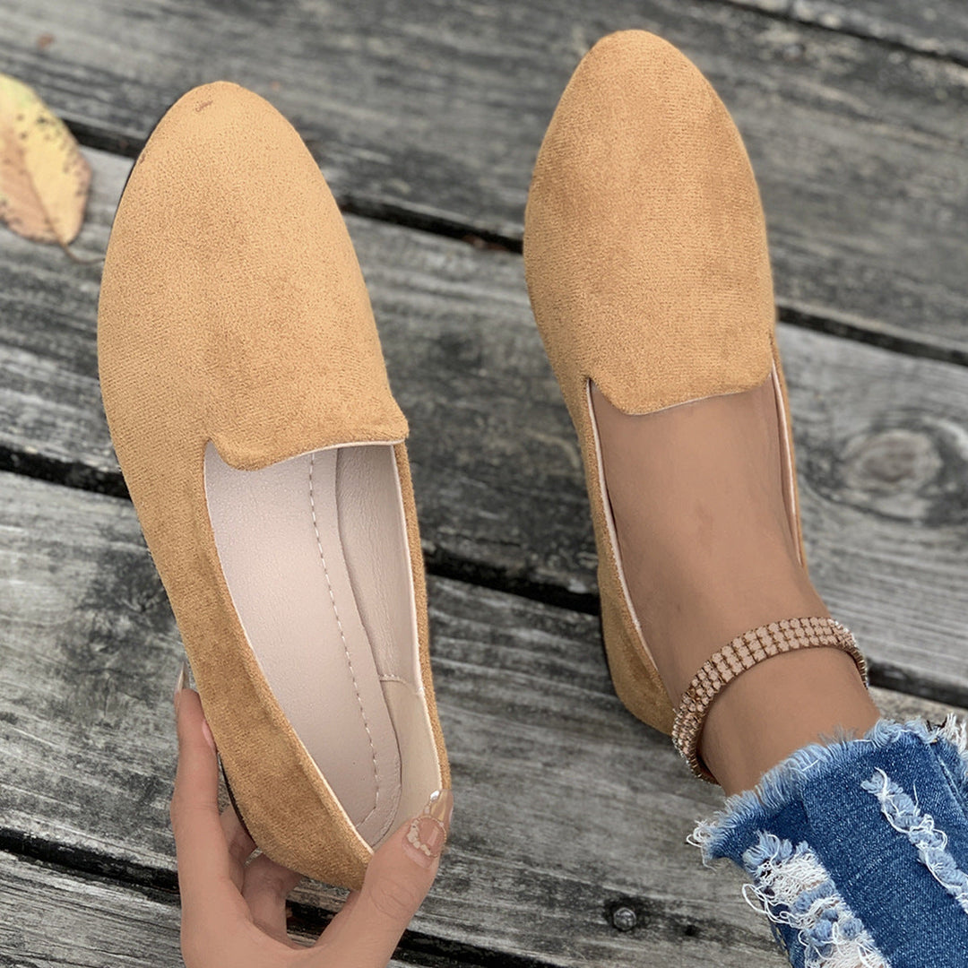 Luna | Pointed Toe Flats